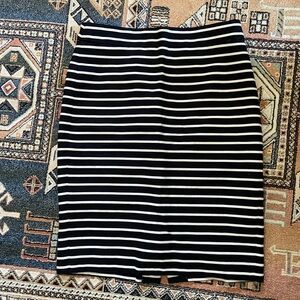 NWOT J.CREW The Pencil Skirt